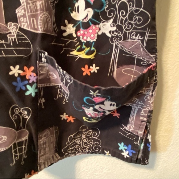 Disney Scrub Top Women’s Size Large Minnie Mouse Black Pull Over Medical - Picture 5 of 11